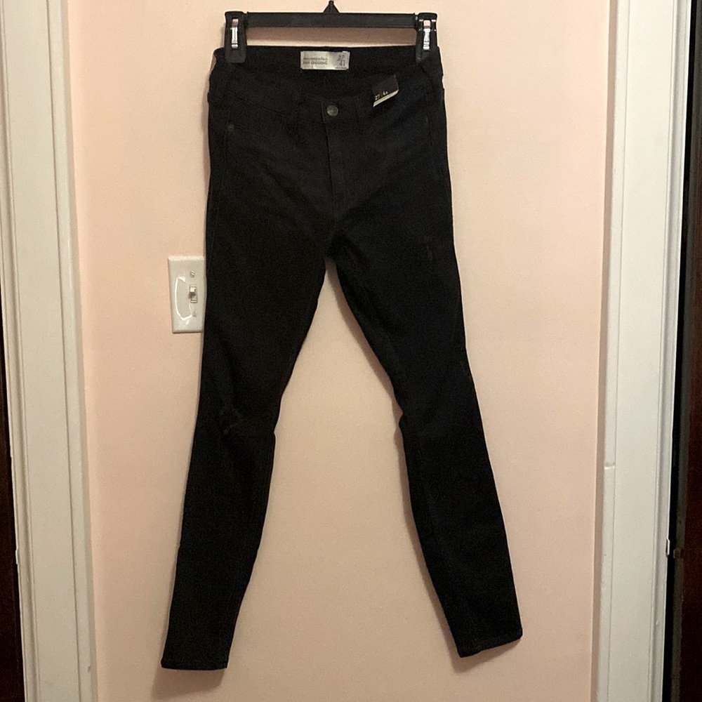 Abercrombie black jean leggings *never worn* with waist tag